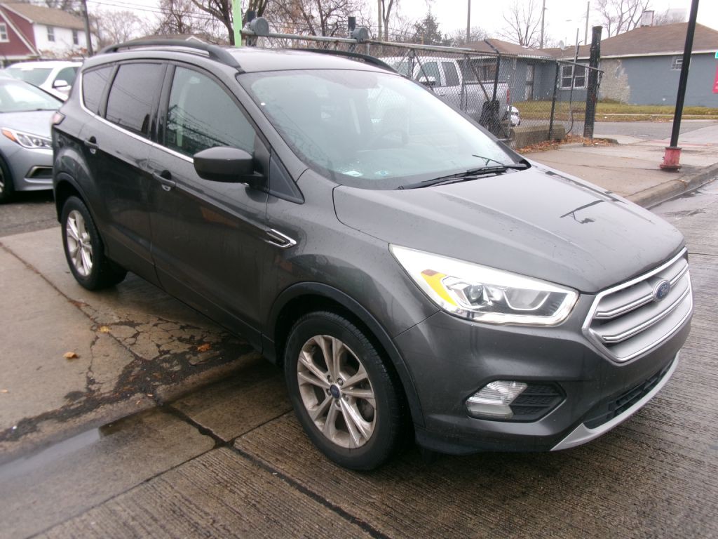 2017 Ford Escape Image 9