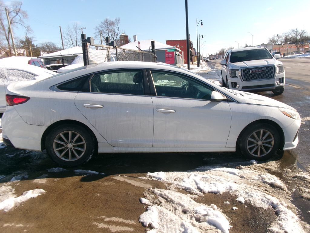 2018 Hyundai Sonata Image 2