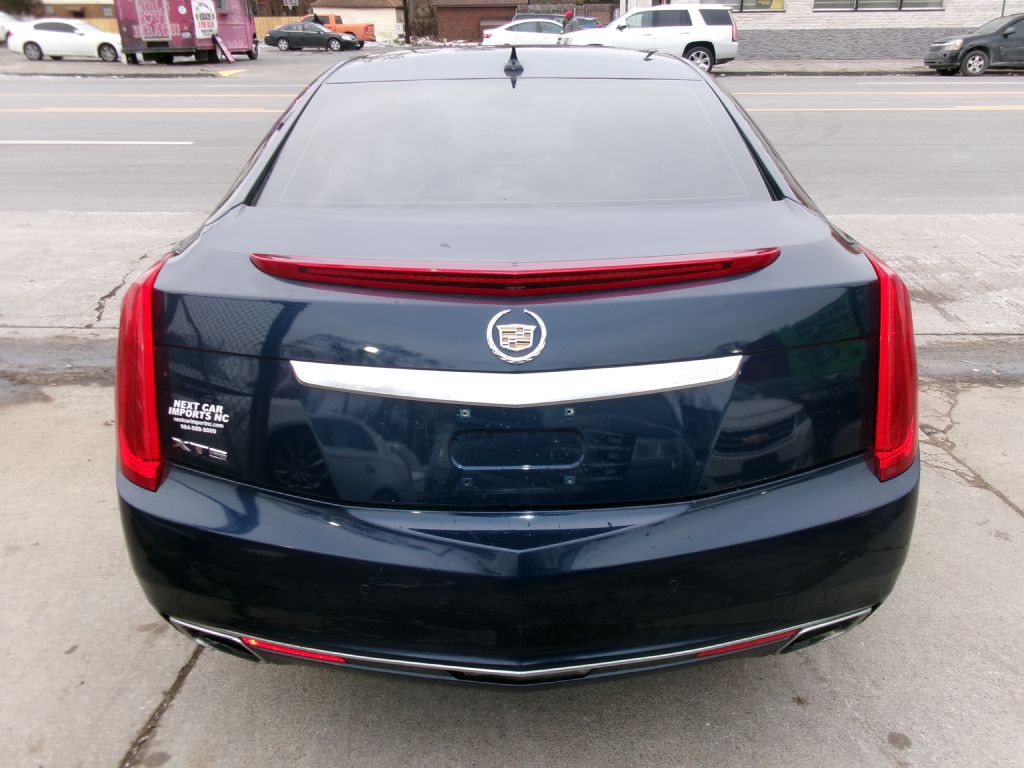 2013 Cadillac XTS Image 4