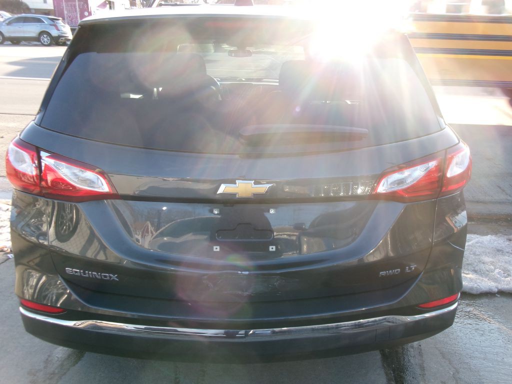 2018 Chevrolet Equinox Image 4