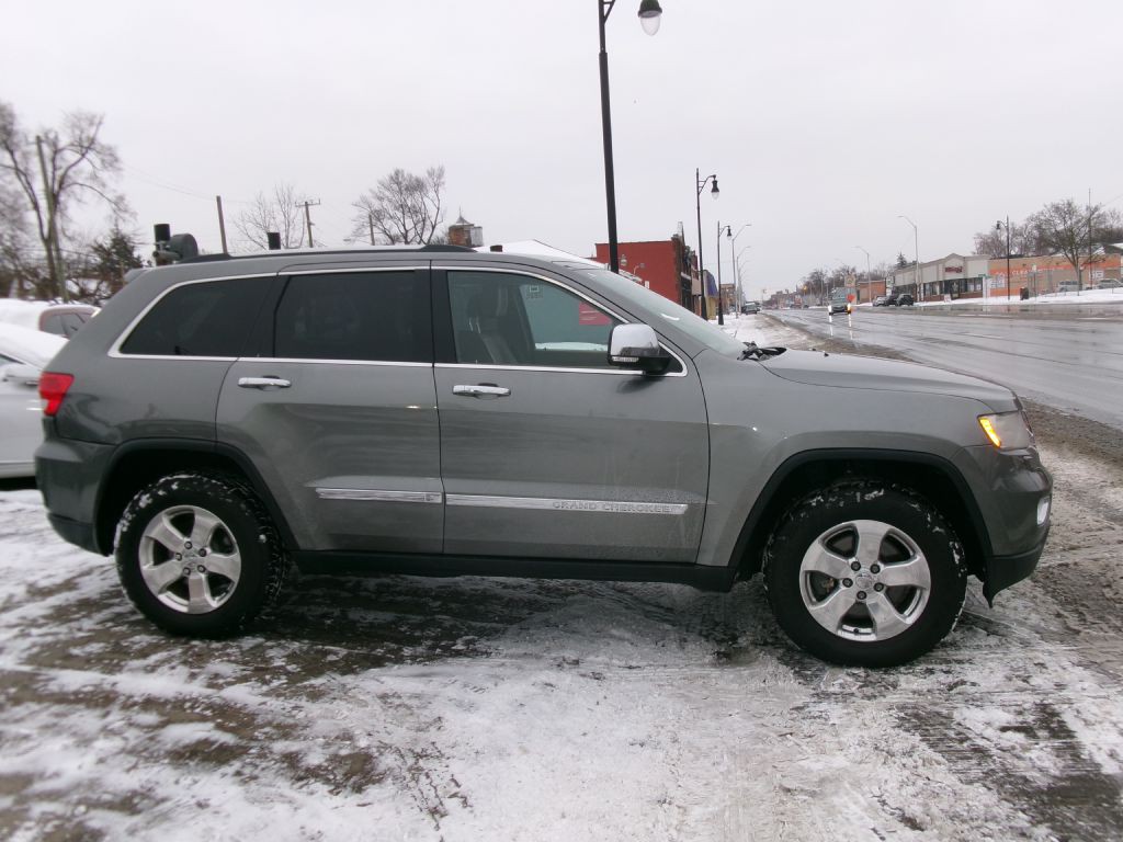 2013 Jeep Grand Cherokee Image 2