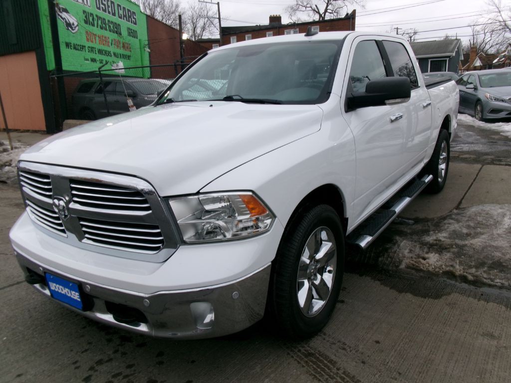 2017 RAM 1500 Image 8
