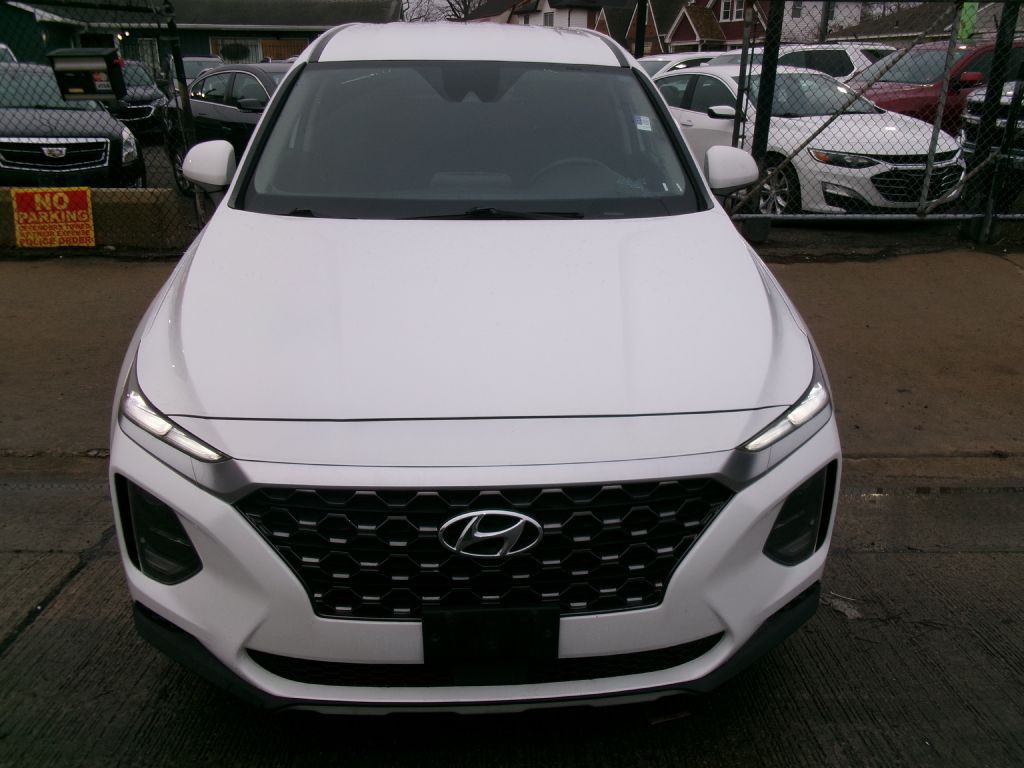 2019 Hyundai Santa Fe Image 3