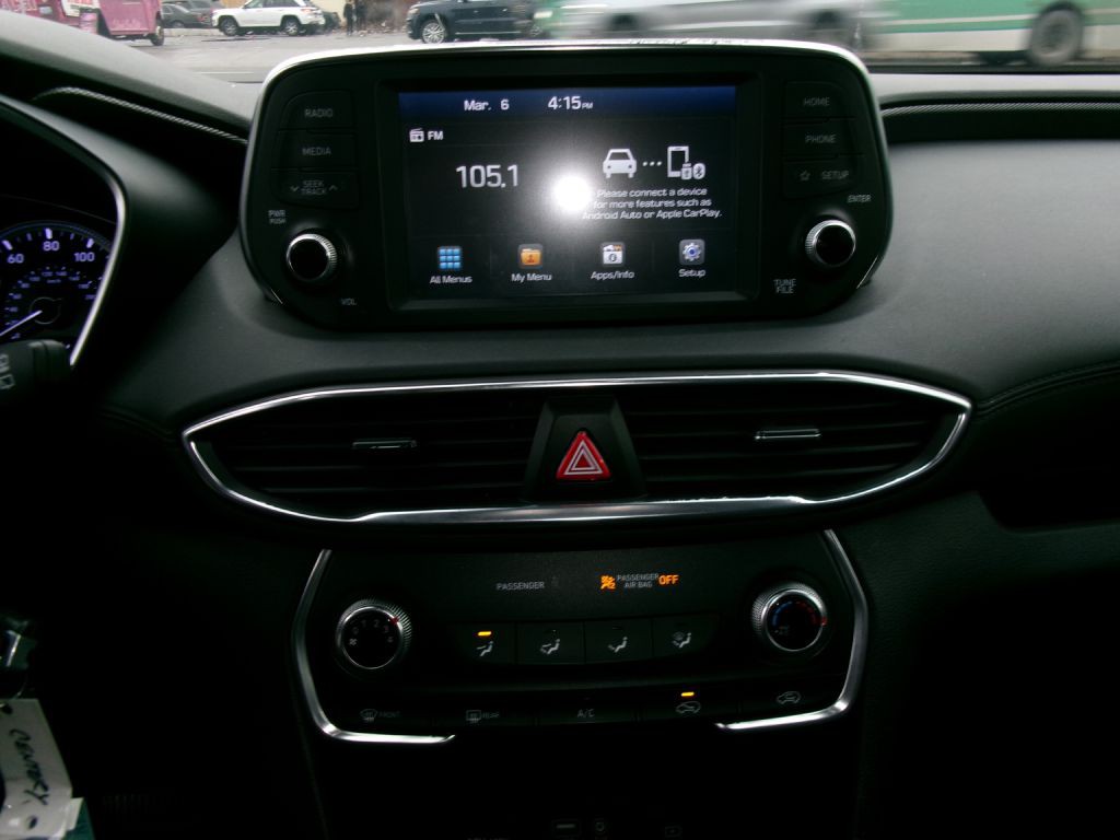 2019 Hyundai Santa Fe Image 7