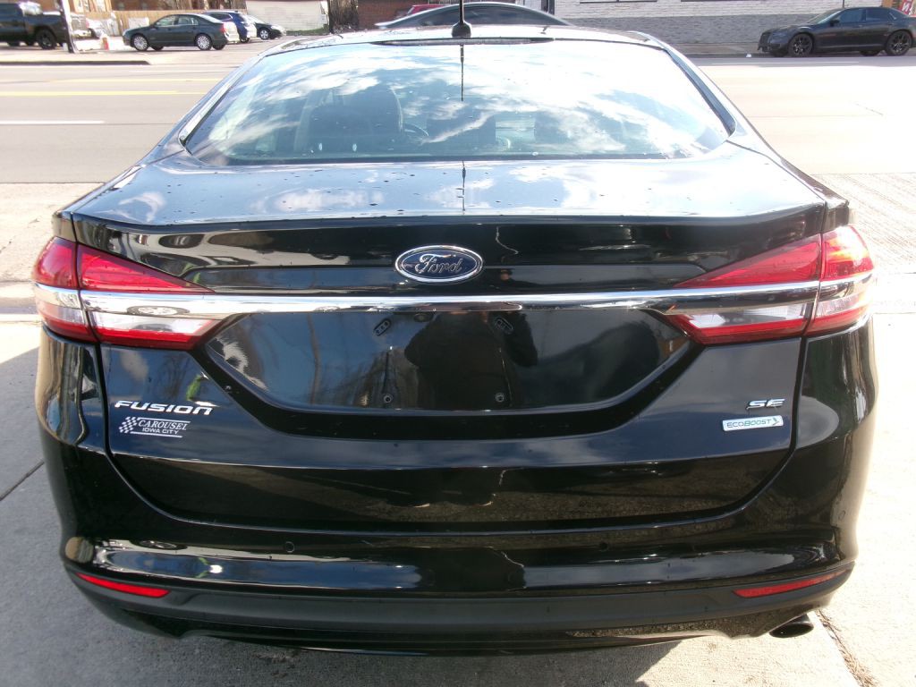2017 Ford Fusion Image 4
