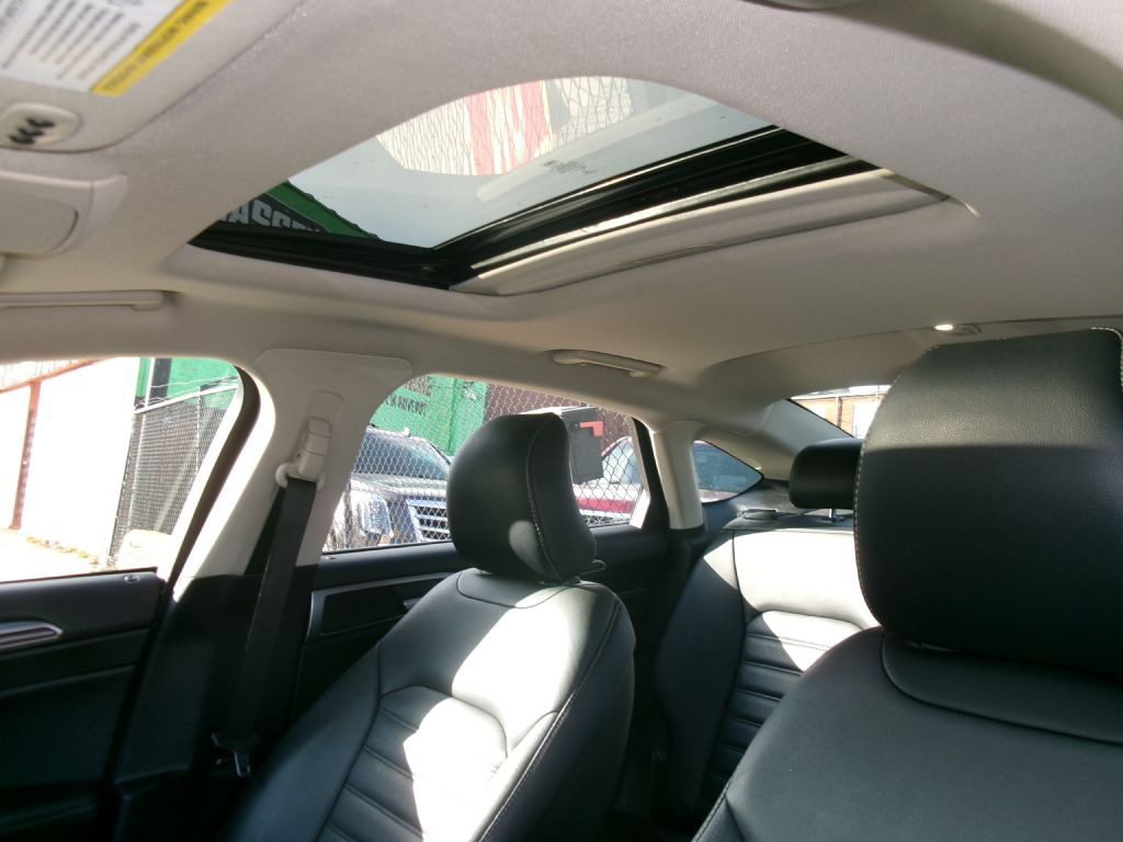 2017 Ford Fusion Image 7