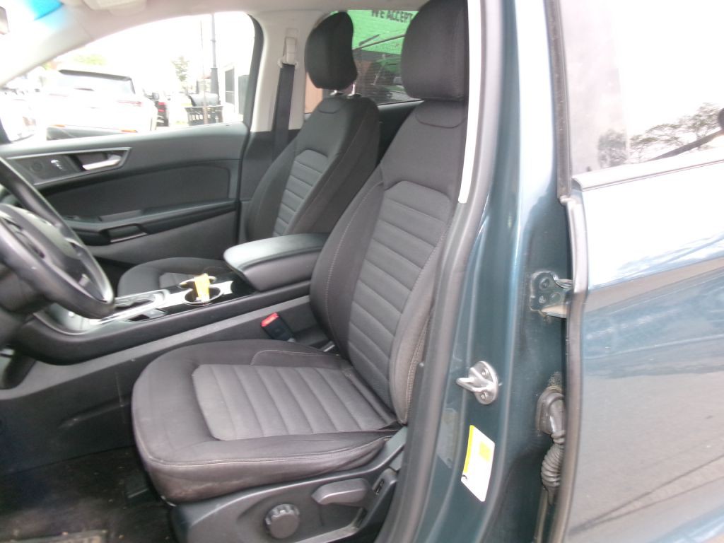 2016 Ford Edge Image 5