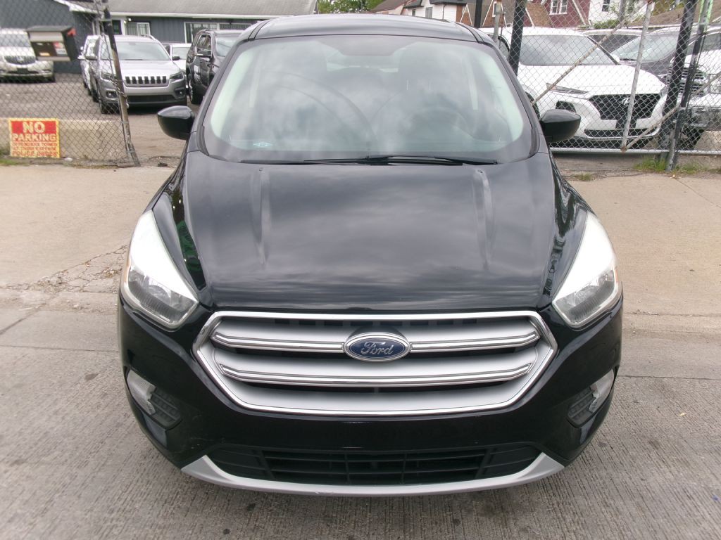 2017 Ford Escape Image 3