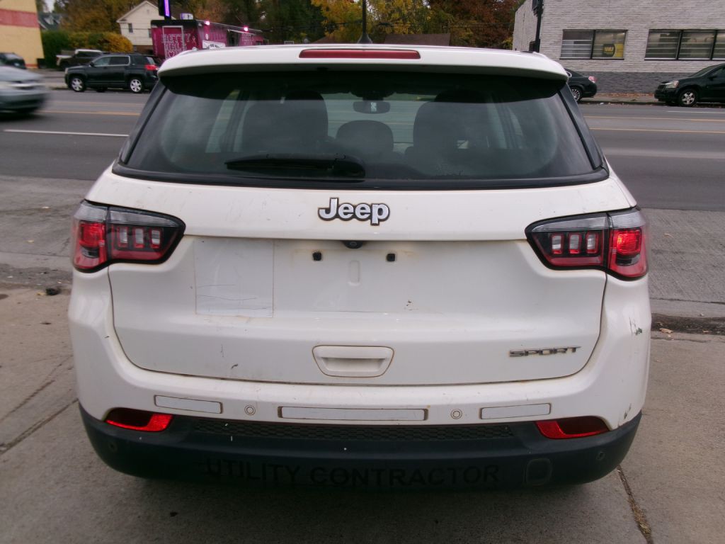 2018 Jeep Compass Image 4
