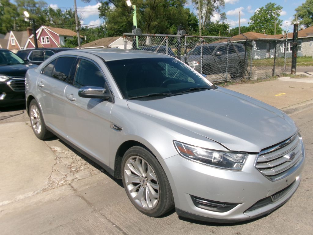 2019 Ford Taurus Image 9