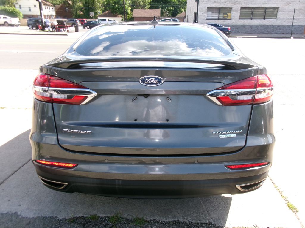 2020 Ford Fusion Image 4