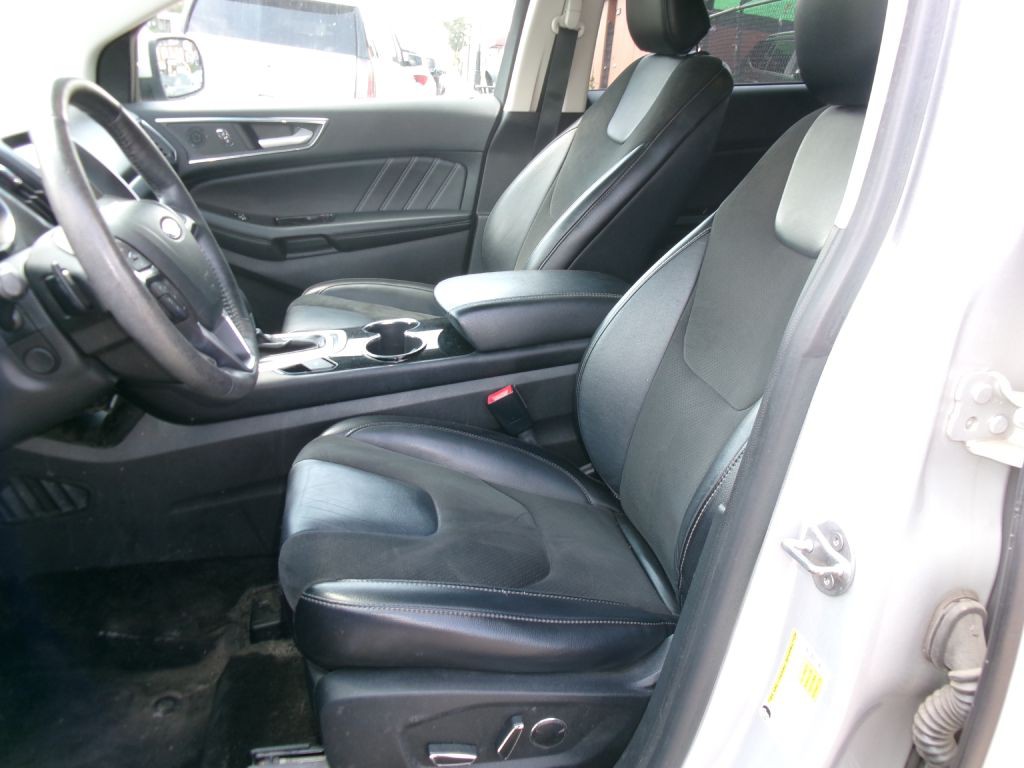 2018 Ford Edge Image 5