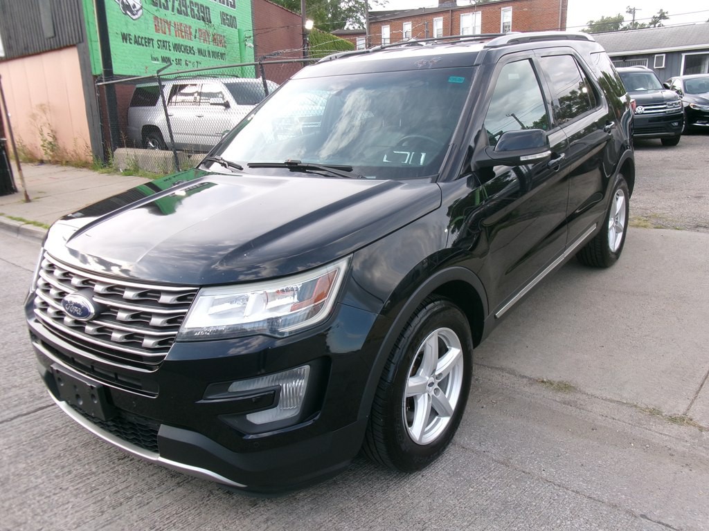 2016 Ford Explorer Image 9