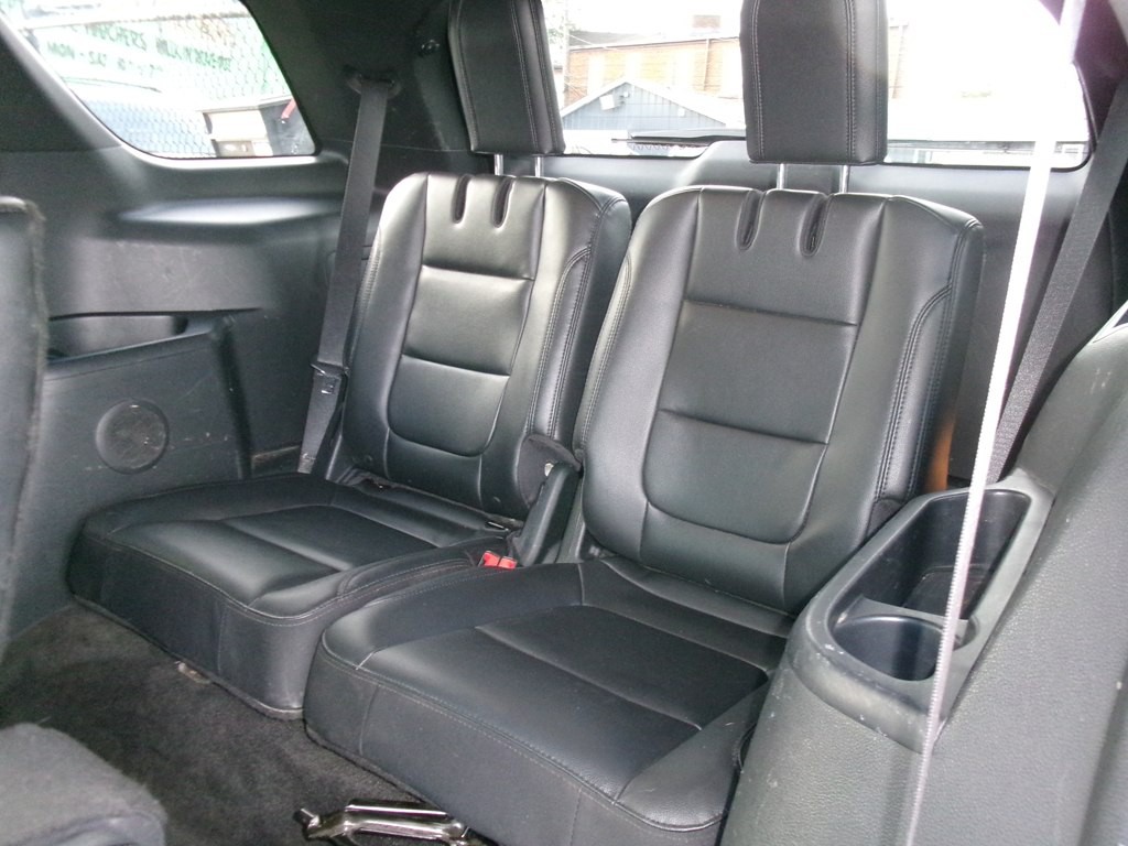 2016 Ford Explorer Image 17
