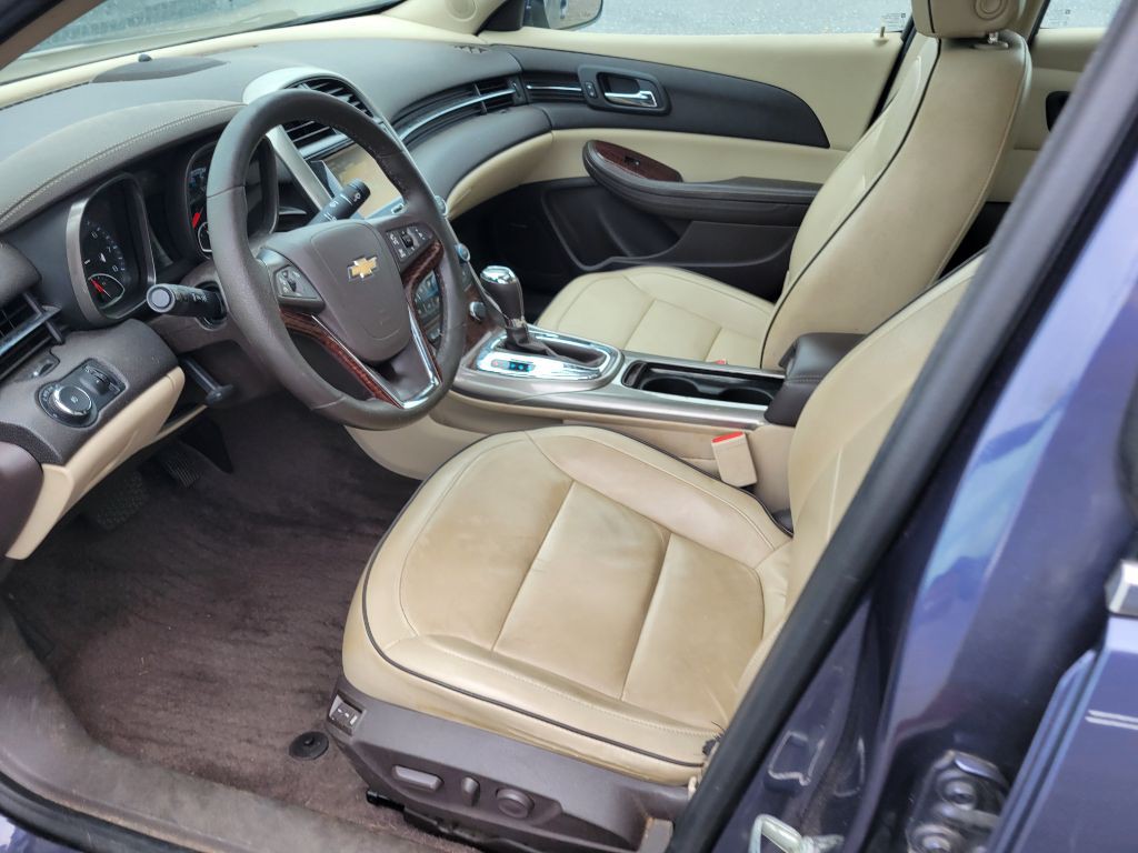 2013 Chevrolet Malibu Image 4