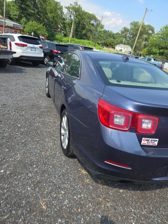 2013 Chevrolet Malibu Image 8