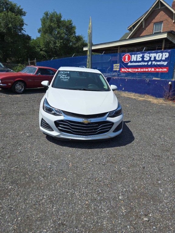 2019 Chevrolet Cruze Image 3