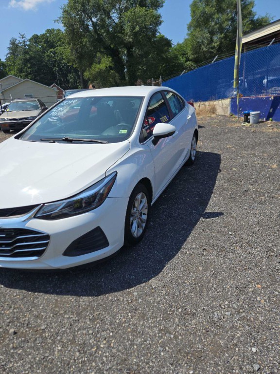 2019 Chevrolet Cruze Image 5
