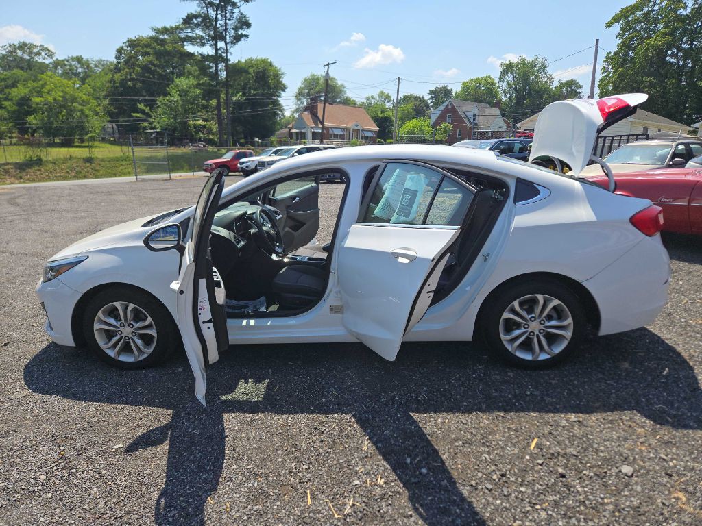 2019 Chevrolet Cruze Image 11