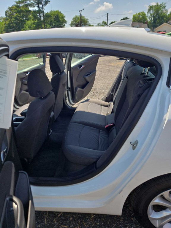 2019 Chevrolet Cruze Image 12