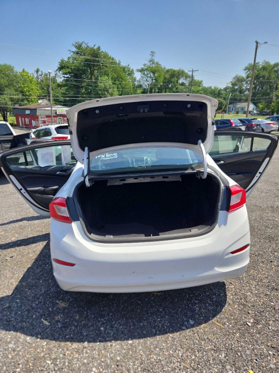 2019 Chevrolet Cruze Image 13