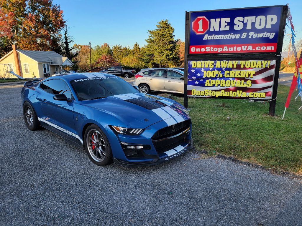 2021 Ford Mustang Image 2