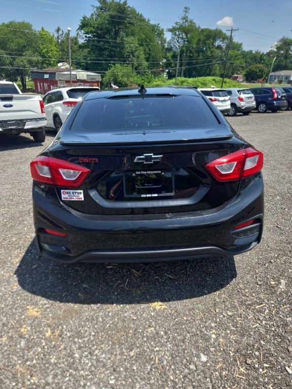 2018 Chevrolet Cruze Image 9