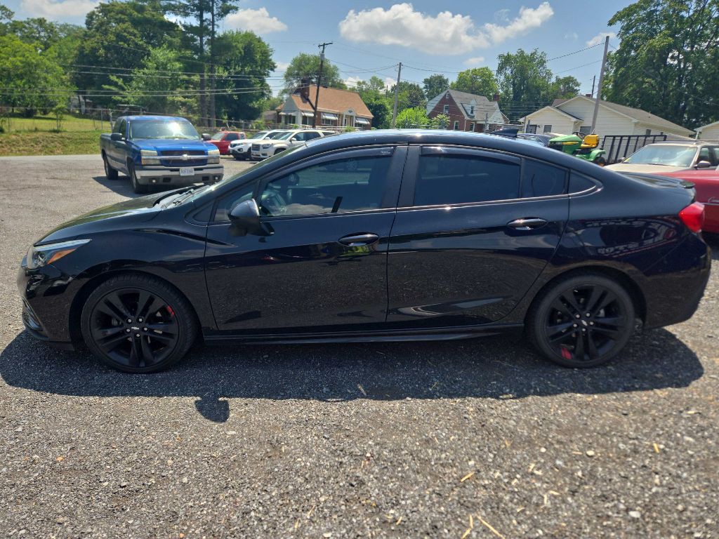 2018 Chevrolet Cruze Image 17