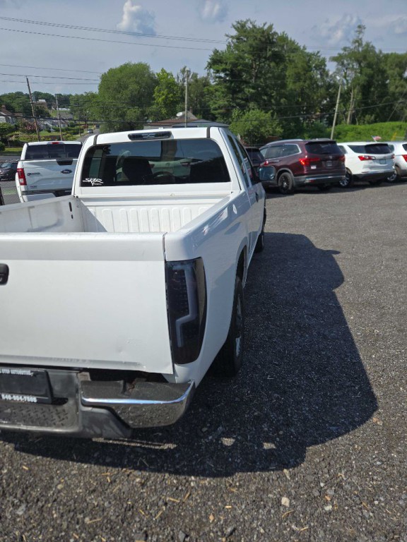 2004 Chevrolet Colorado Image 7
