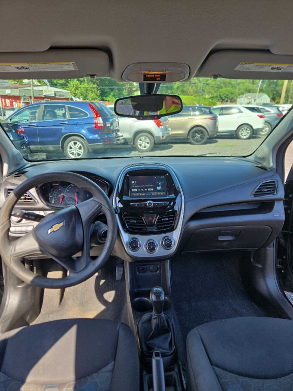 2016 Chevrolet Spark Image 11