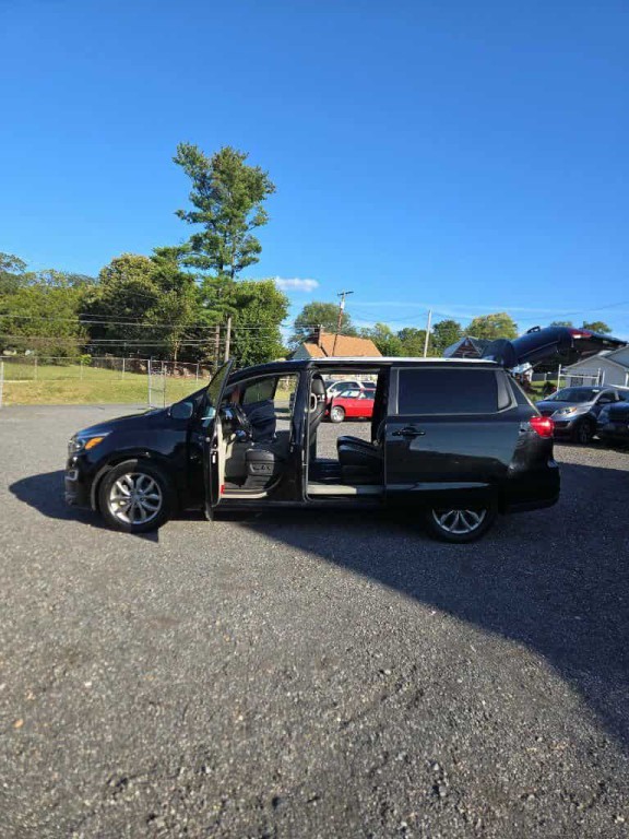 2020 Kia Sedona Image 16