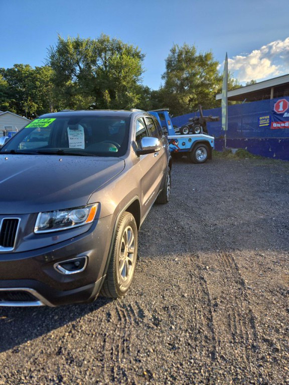 2015 Jeep Grand Cherokee Image 2