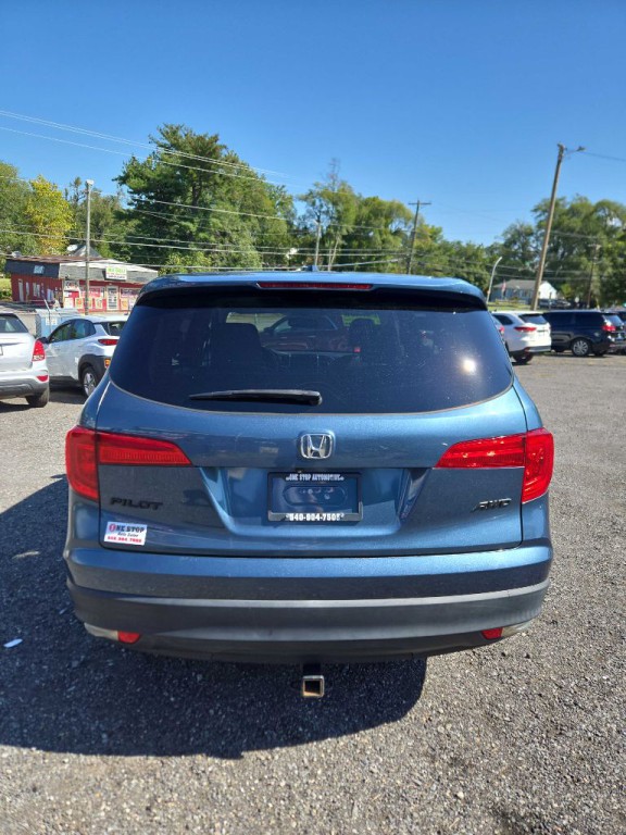 2017 Honda Pilot Image 2