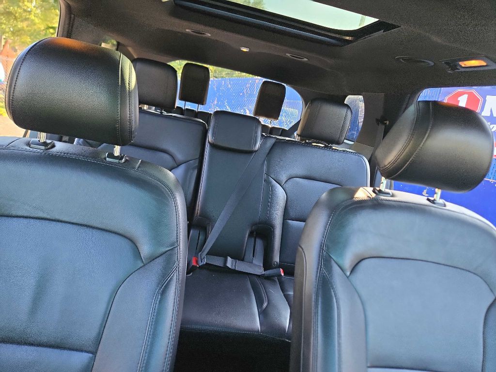 2017 Ford Explorer Image 15