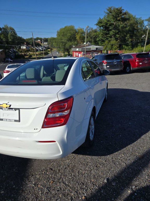 2019 Chevrolet Sonic Image 7