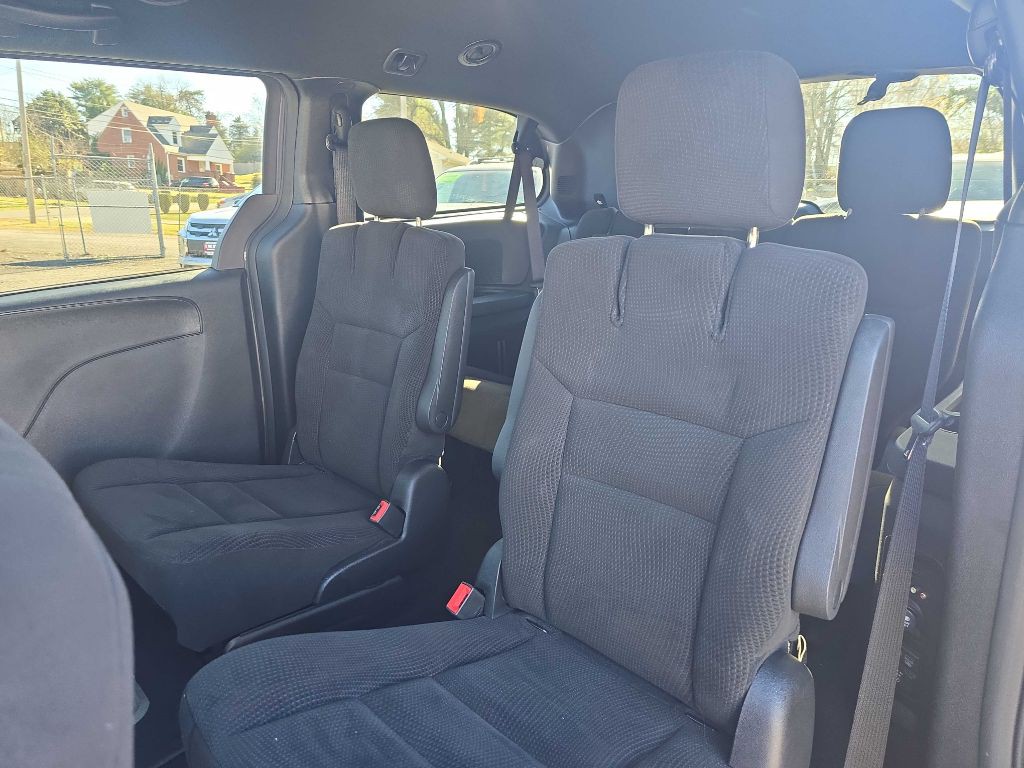 2017 Dodge Grand Caravan Image 8