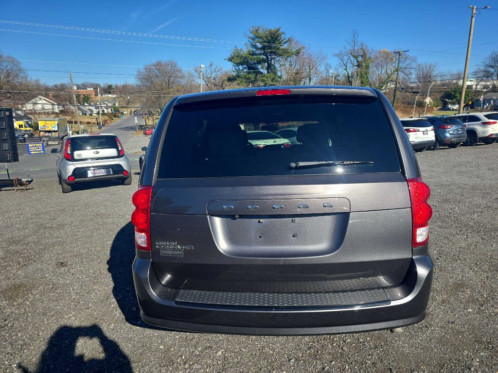 2017 Dodge Grand Caravan Image 3