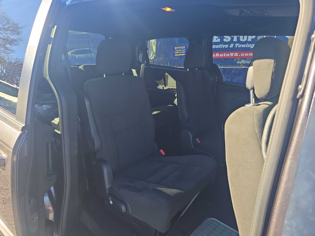 2017 Dodge Grand Caravan Image 9