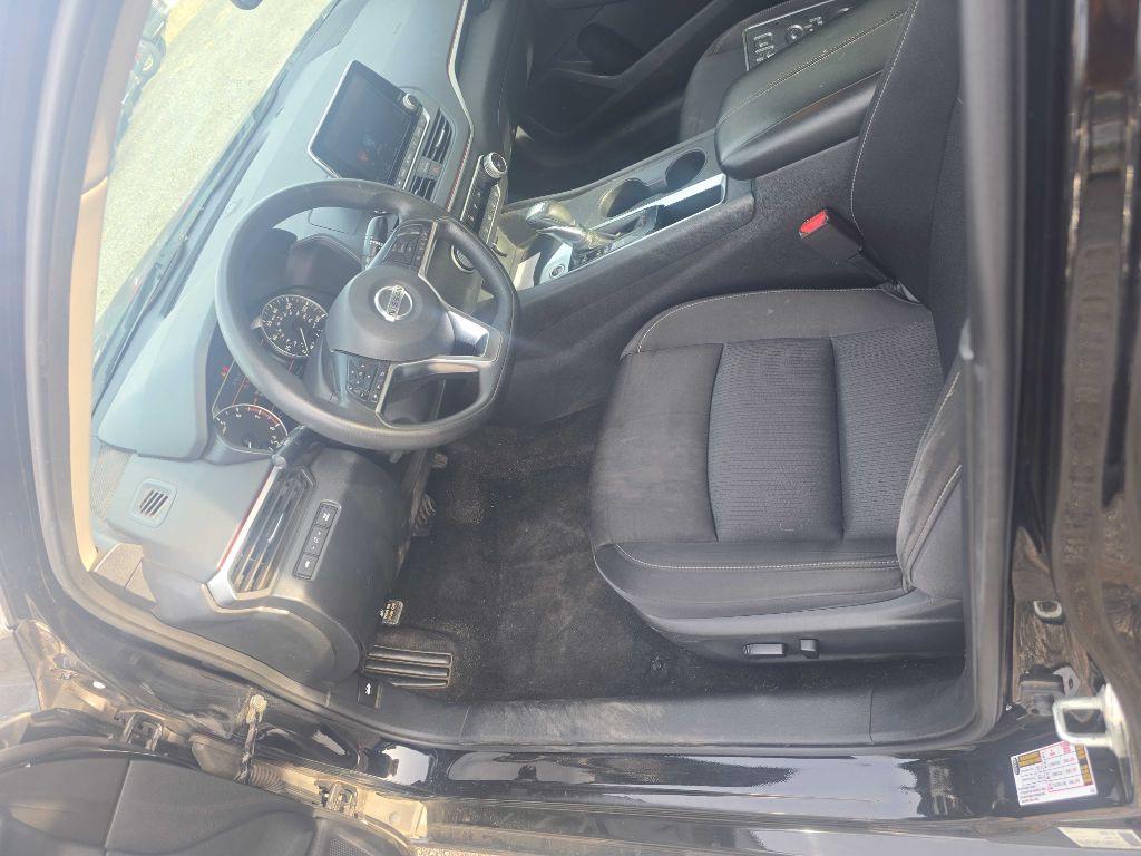 2020 Nissan Altima Image 7