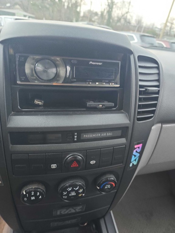 2006 Kia Sorento Image 6