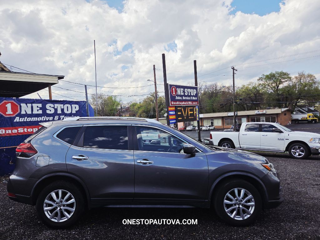 2020 Nissan Rogue Image 1