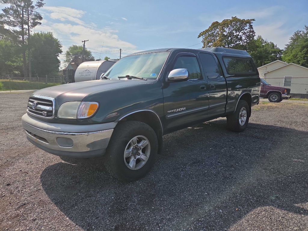 2000 Toyota Tundra Image 2
