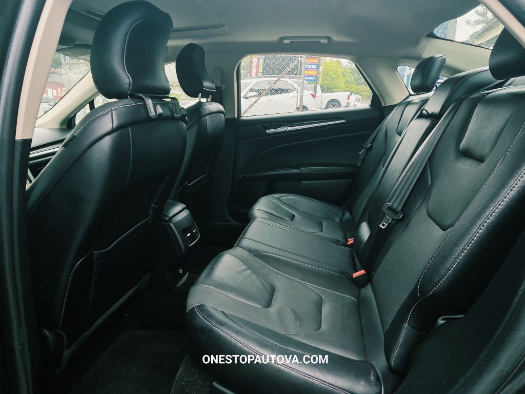 2018 Ford Fusion Image 17