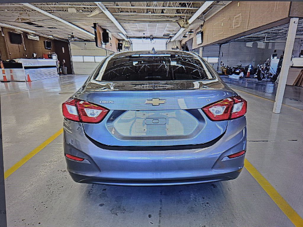 2018 Chevrolet Cruze Image 6