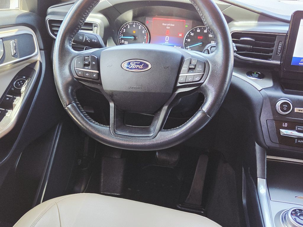 2020 Ford Explorer Image 24