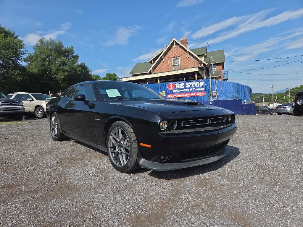 2021 Dodge Challenger Image 3