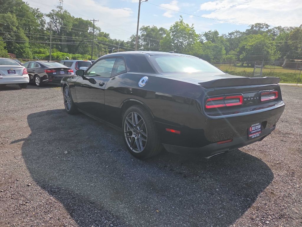 2021 Dodge Challenger Image 5