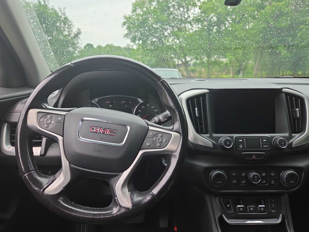 2020 GMC Terrain Image 10