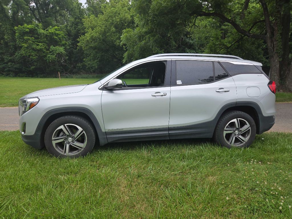 2020 GMC Terrain Image 3