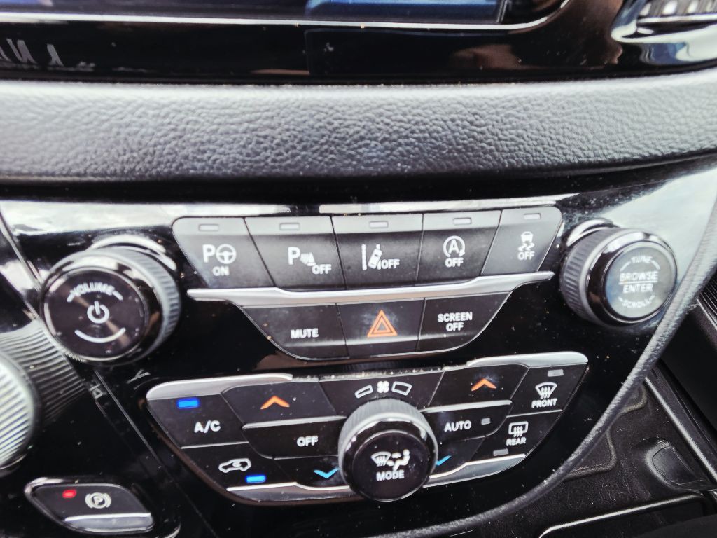 2020 Chrysler Pacifica Image 11